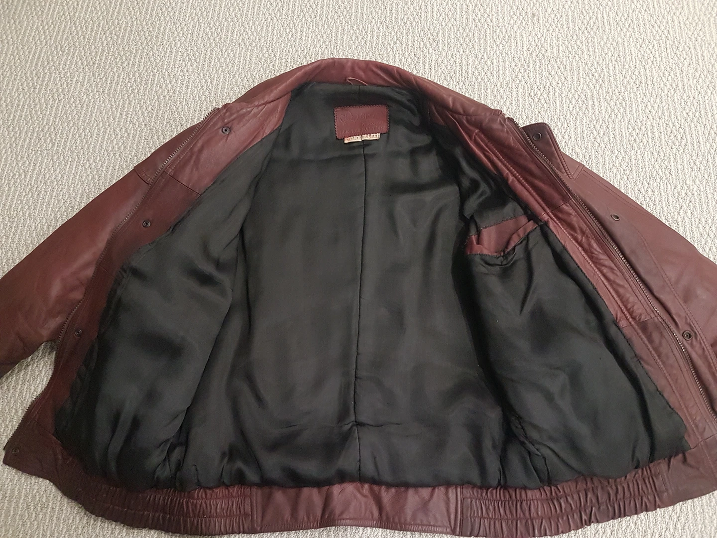 Genue Leather Men Jacket. Size M image indicator(4)
