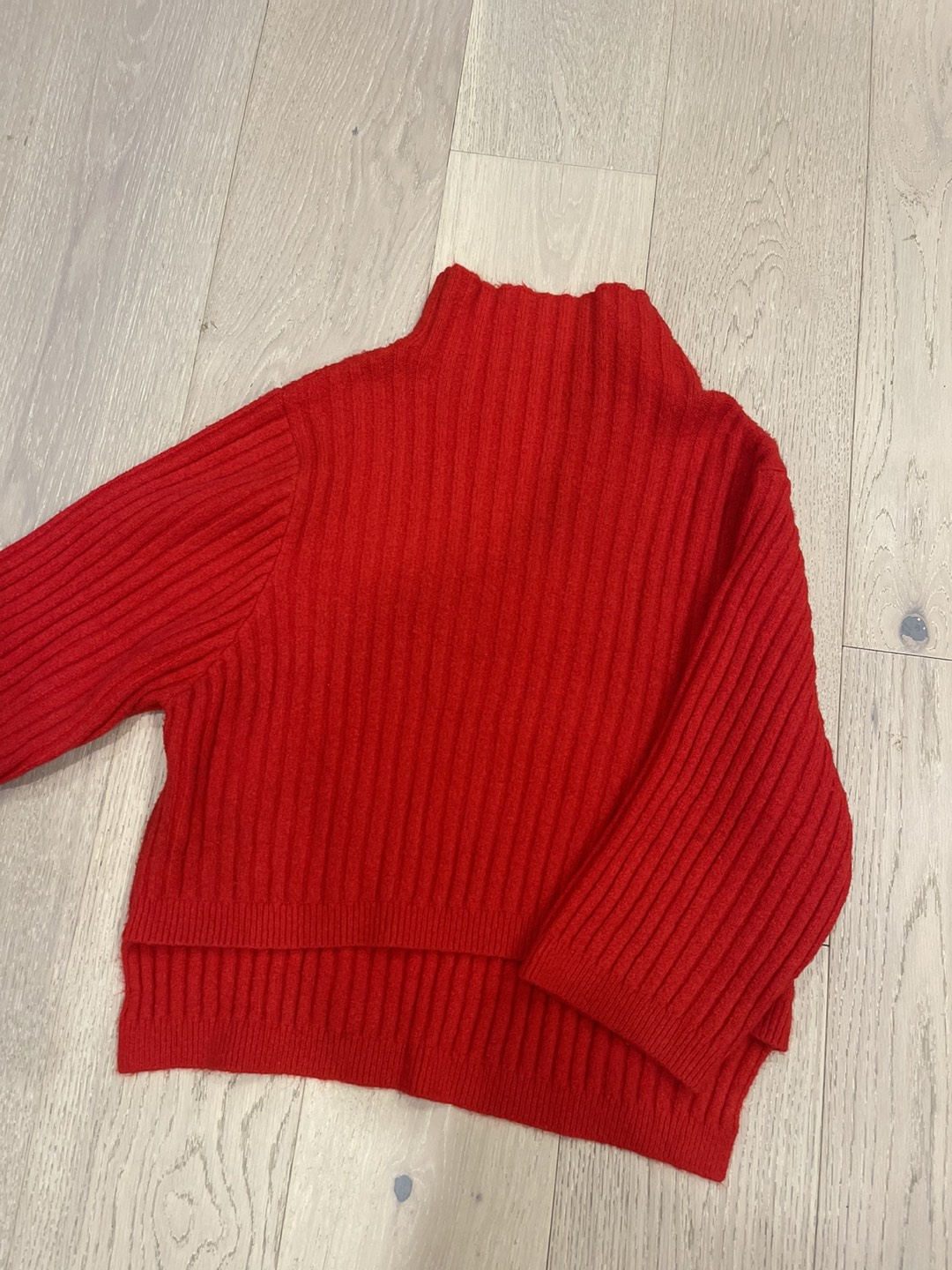 🏀 two style red sweater! Moving sale thumbnail