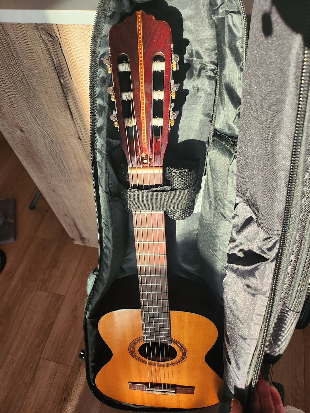 Vintage Handmade Spanish 1960's Classical Guitar - photo 2