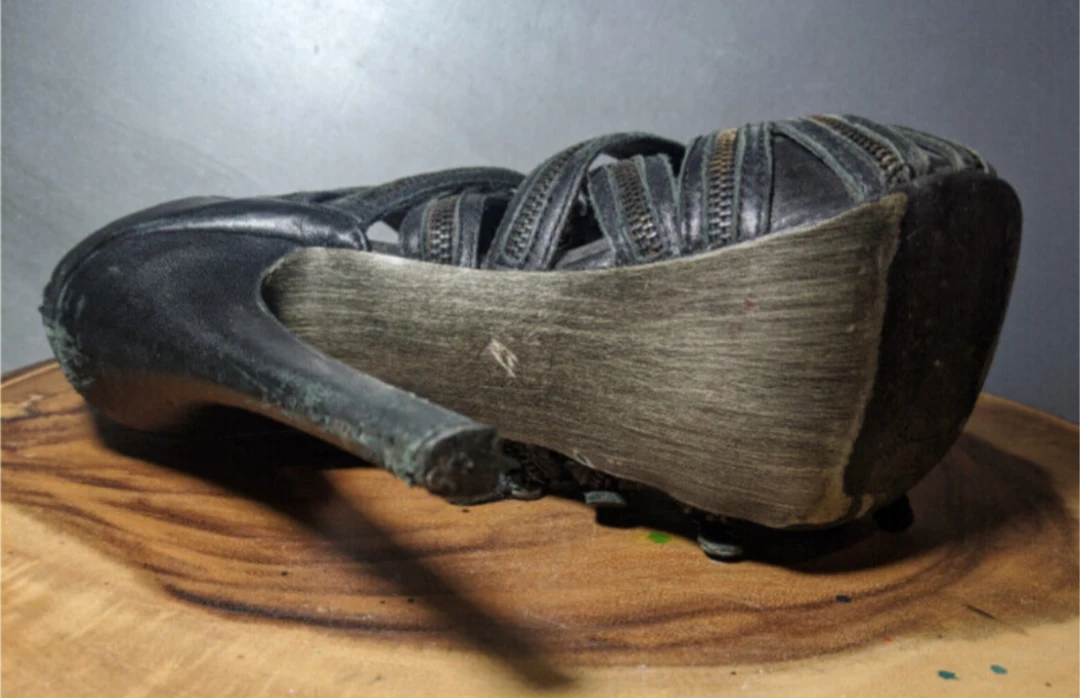 Zippered 6 inch black stillhetto heels 8 image indicator(4)