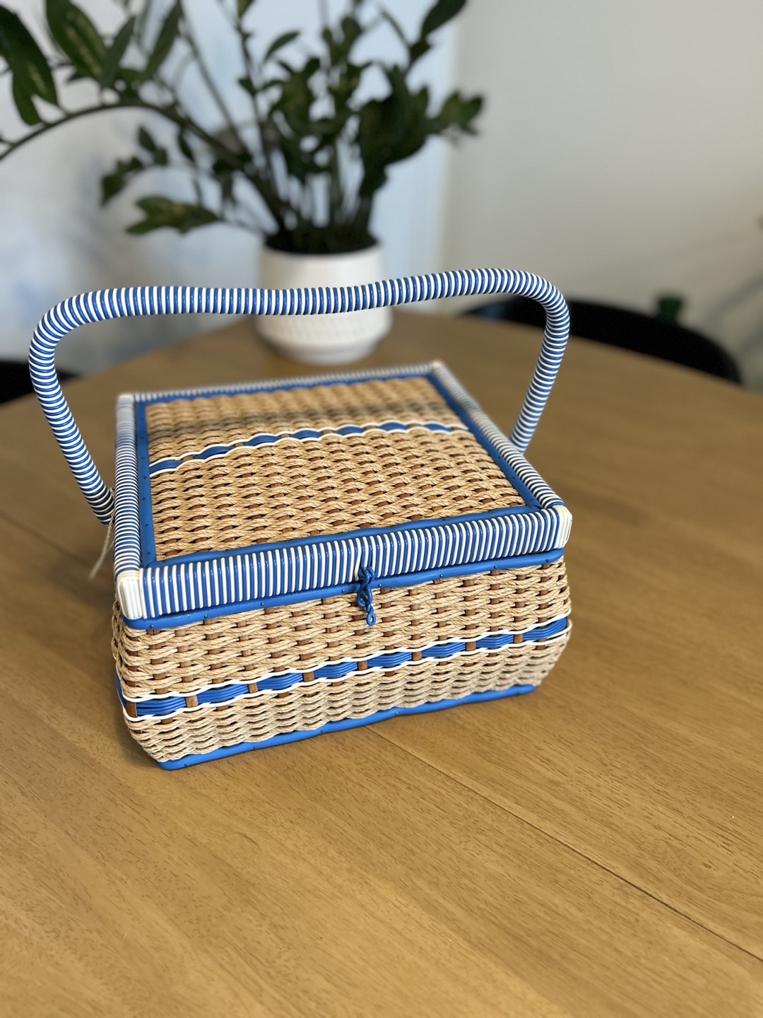 Vintage sewing basket - photo 5