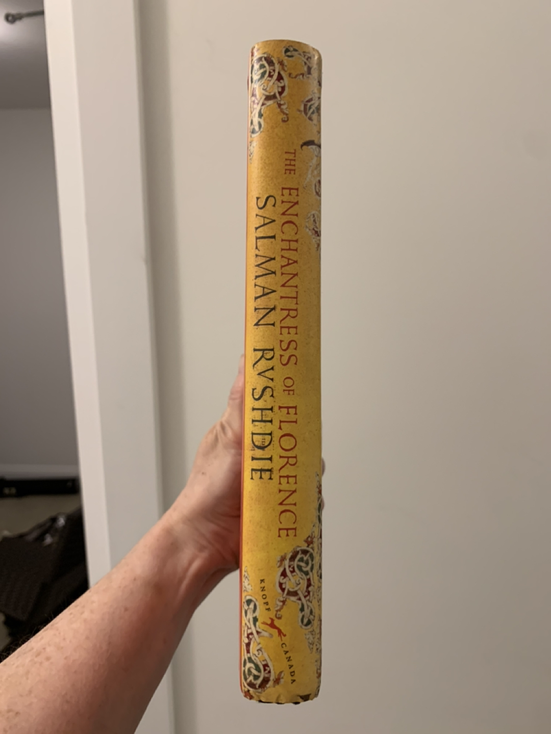 Salman Rushdie “The Enchantress Of Florence” hard cover in EUC thumbnail