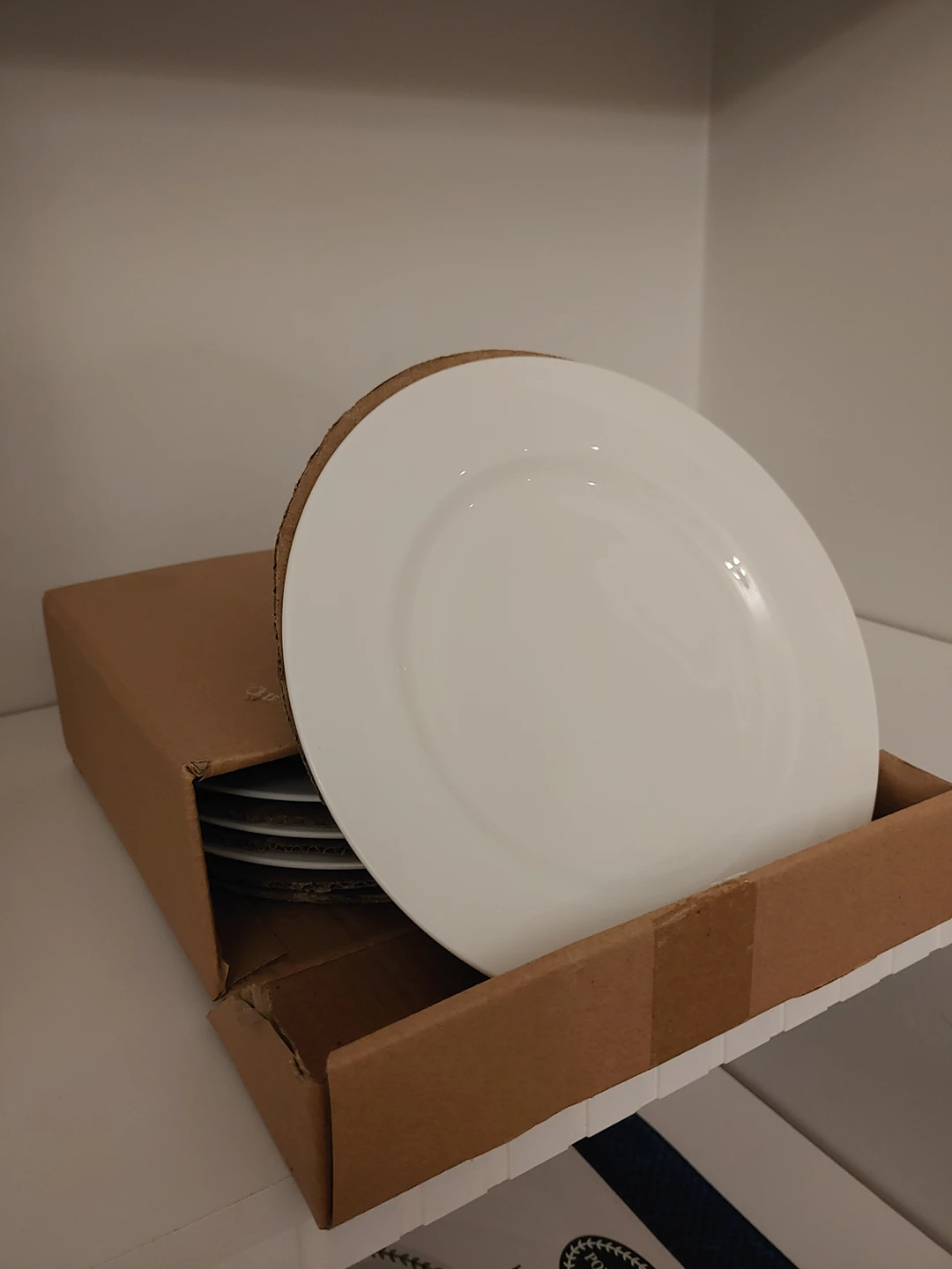 Mikasa brand medium size plate
