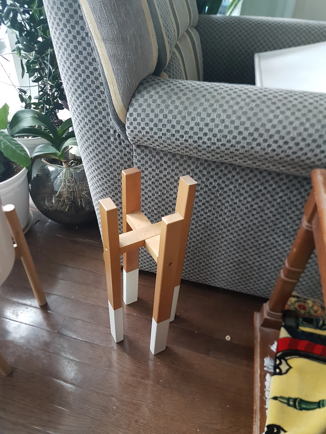 plant stand thumbnail