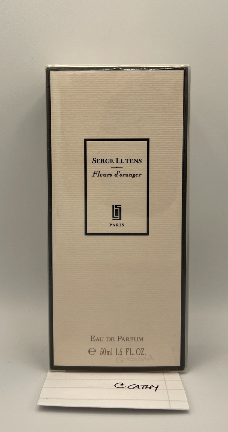 Serge Lutens Perfumes image indicator(4)