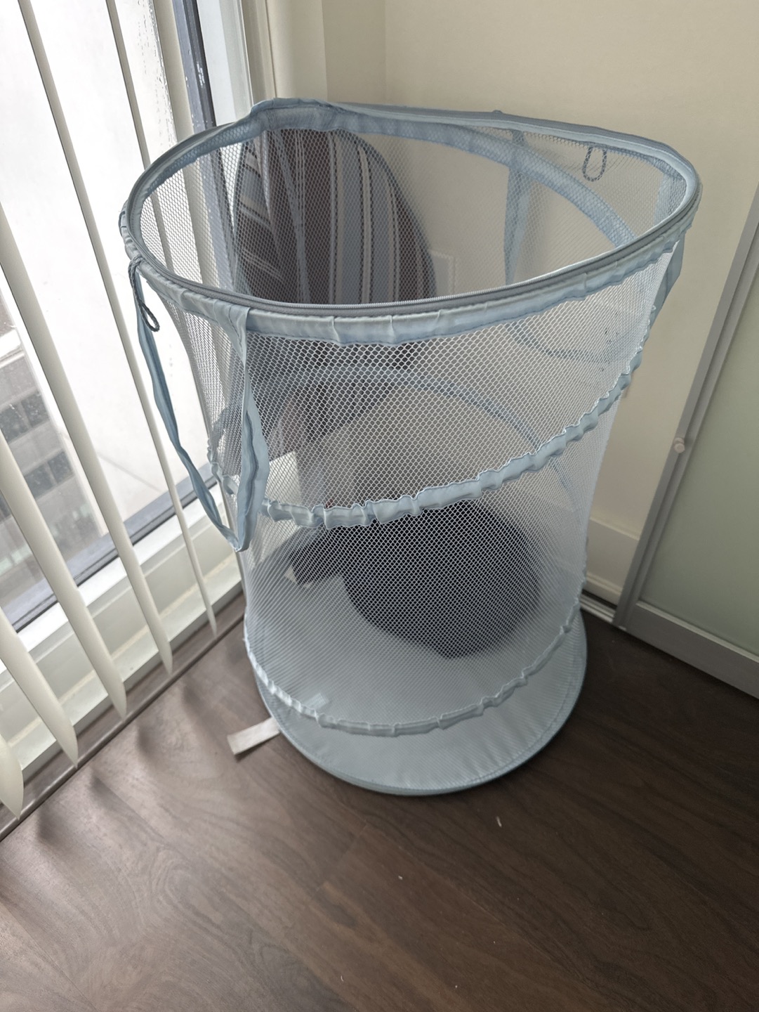 Laundry basket