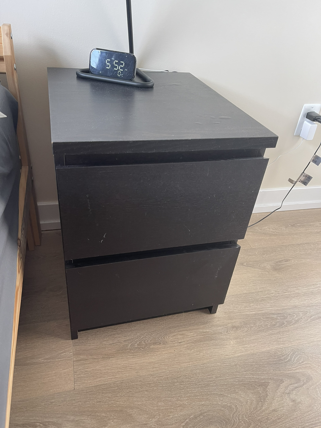 IKEA Malm Side Table - photo 2