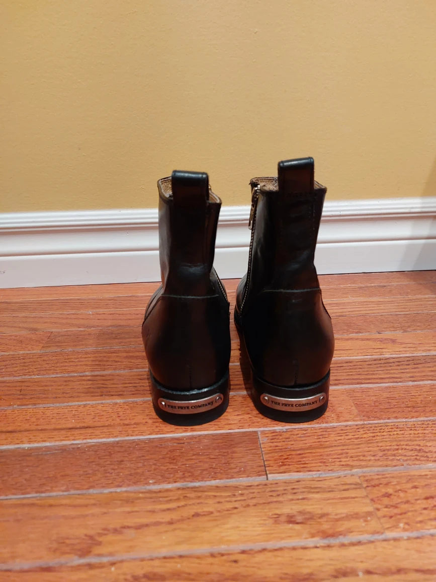 Frye Danielle new leather boots, size 8 M image indicator(2)