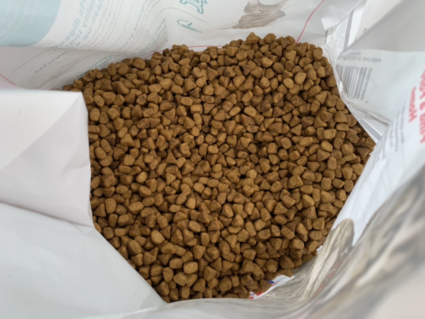 OPENED Hill's® Science Diet® Indoor Adult Senior 7+ Dry Cat Food - photo 4