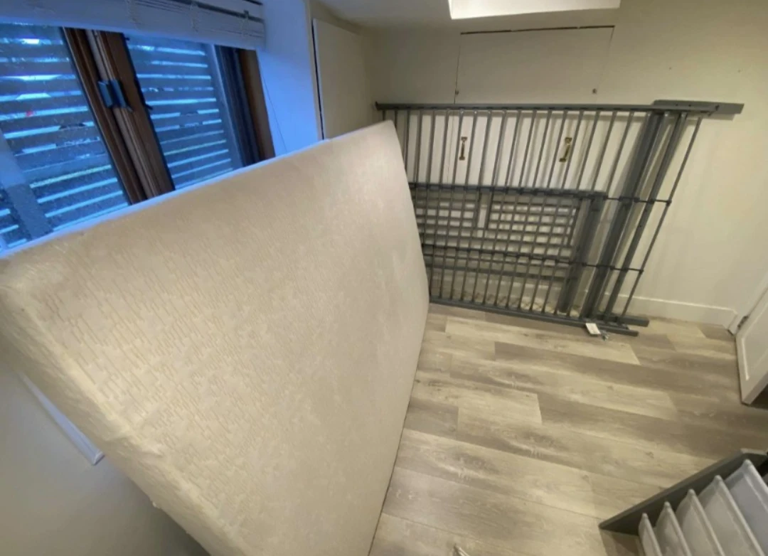 Metal Bed Frame & Memory Foam Mattress (Full Size)