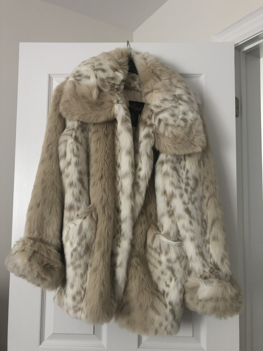 Fun Fur Faux Coat image indicator(7)