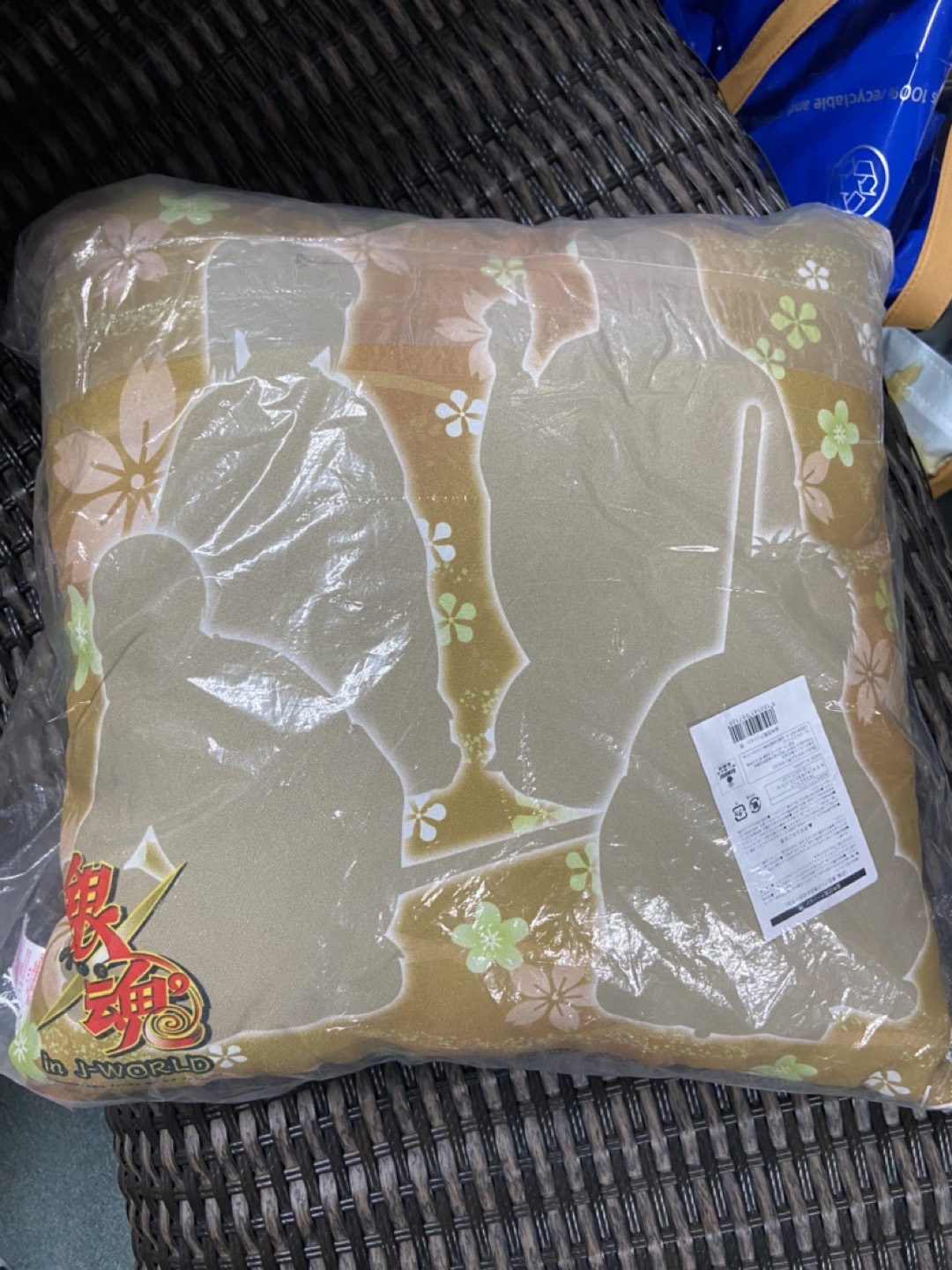 Brand new Gintama Young Katsura Square Pillow from Japan image indicator(2)