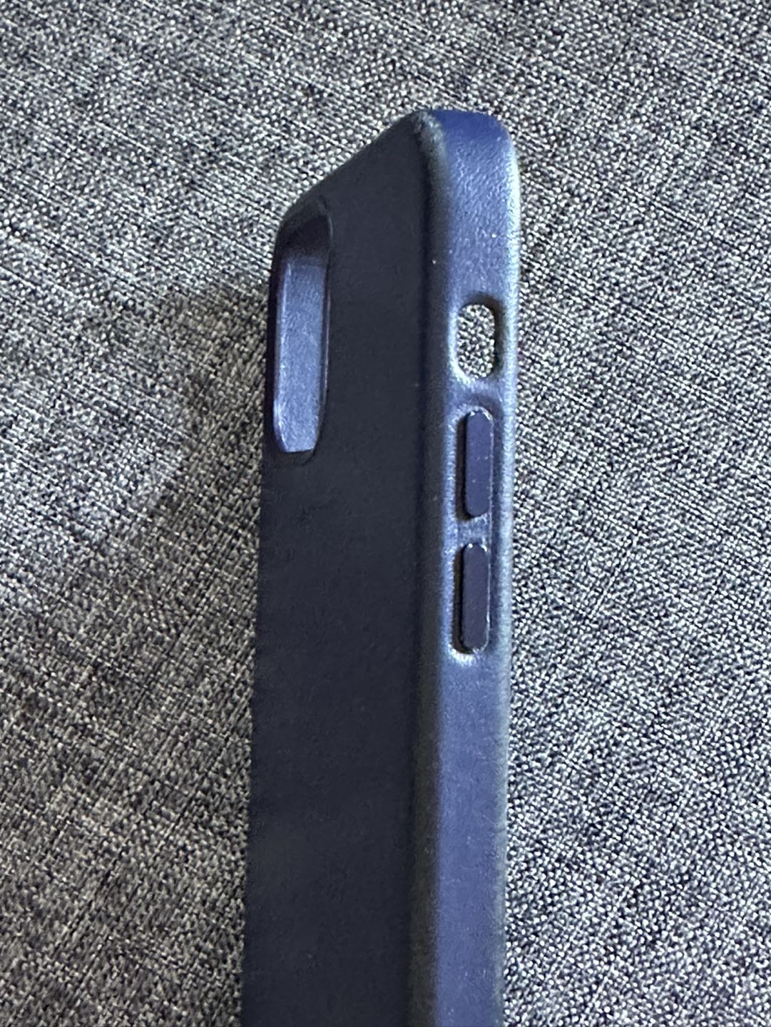 iPhone 12 | 12 Pro Leather Case with MagSafe - photo 3