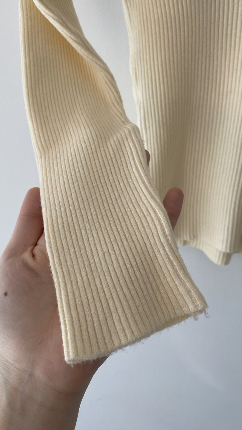 half turtleneck - photo 4