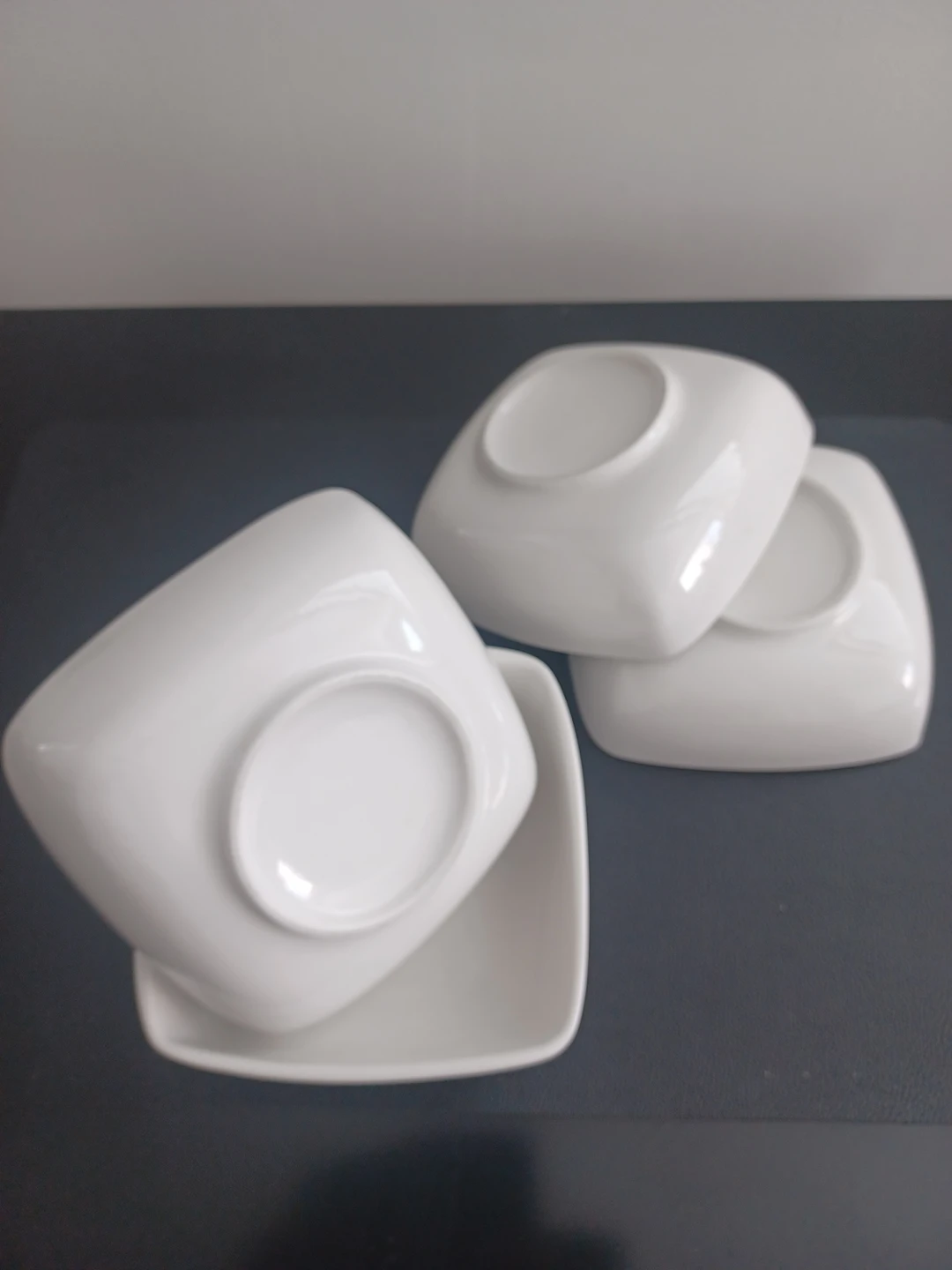 White bowls  -  4 pieces money💸 - photo 2