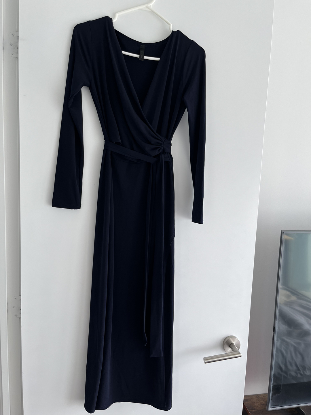 Belted wrap long dress (navy)