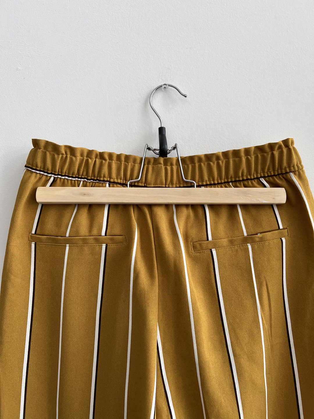 MUSTARD STRIPPED ANKLE PANTS image indicator(4)