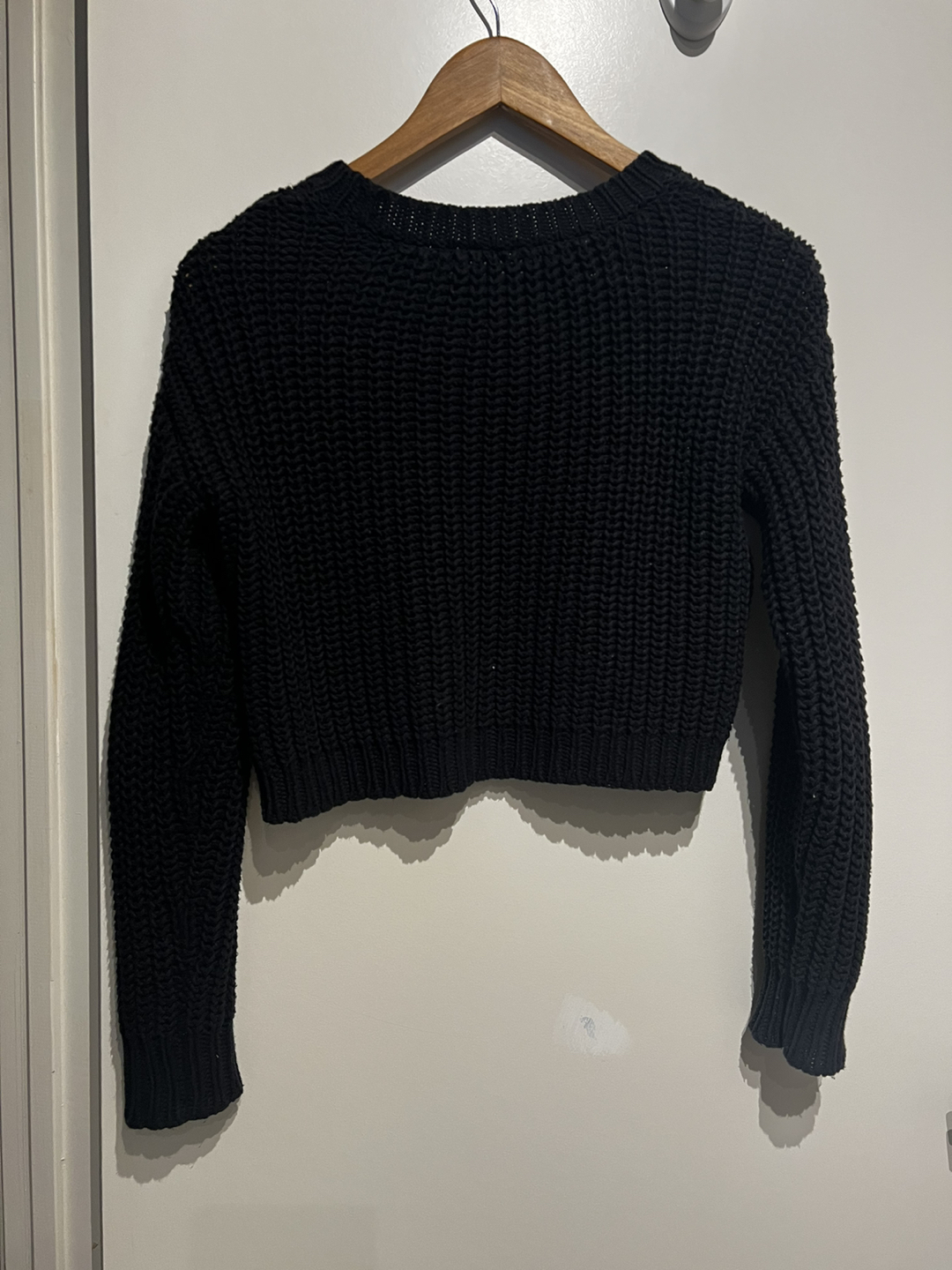 Black knit crop sweater - photo 2
