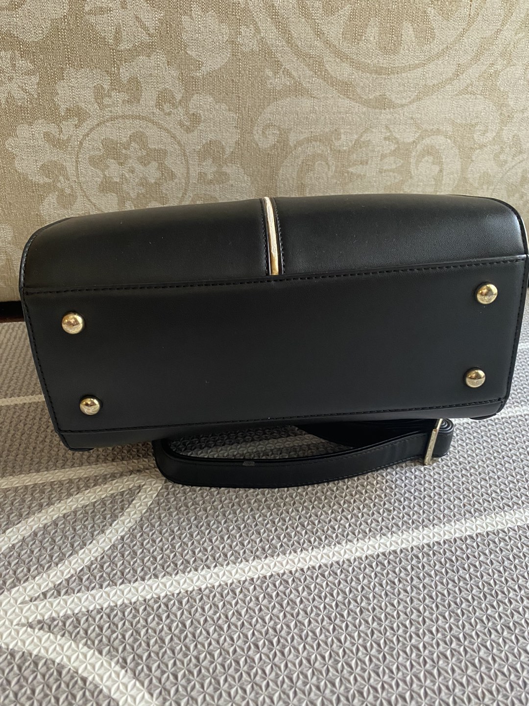Black leather backpack - photo 5
