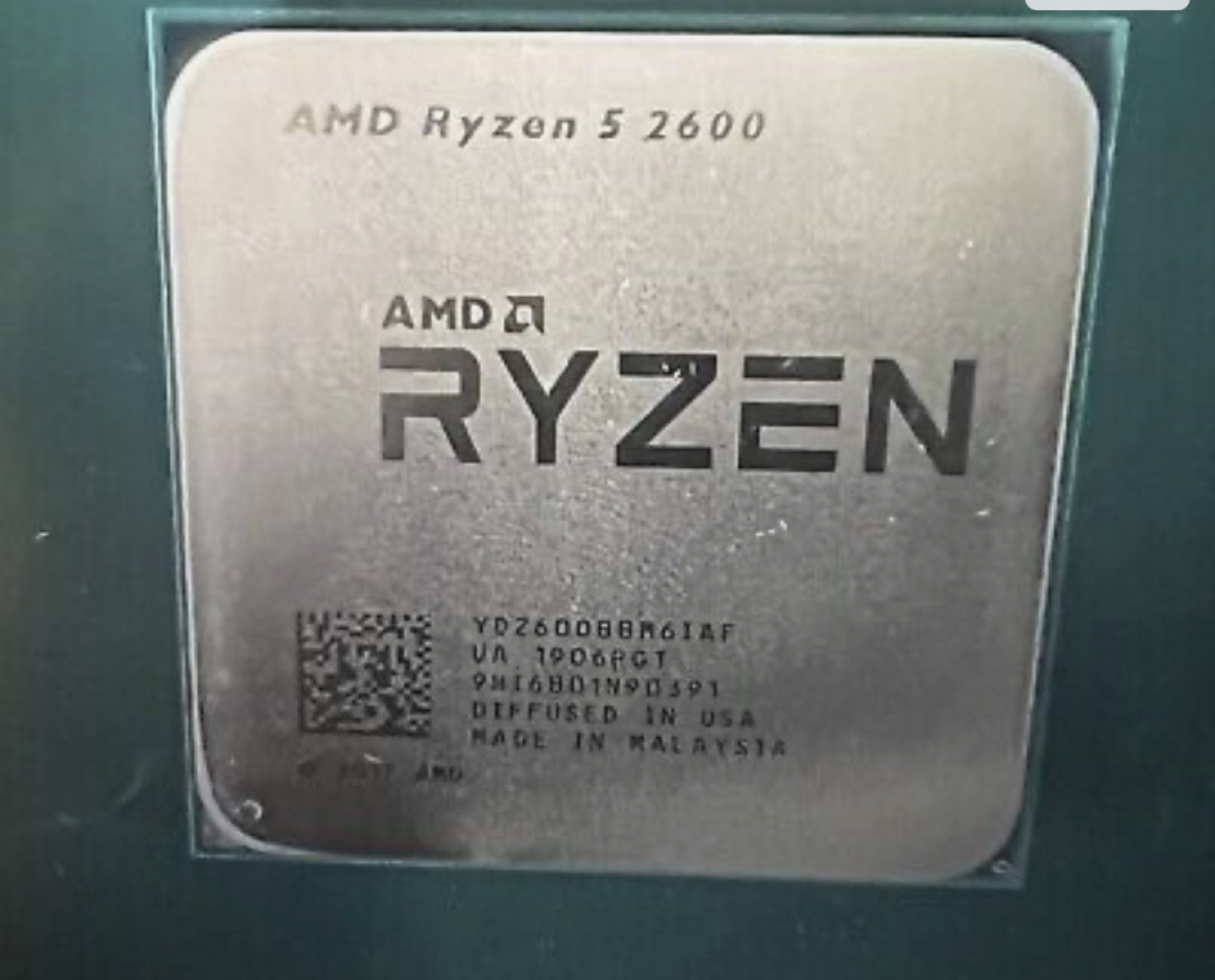 AMD 5 Ryzen 2600 processor