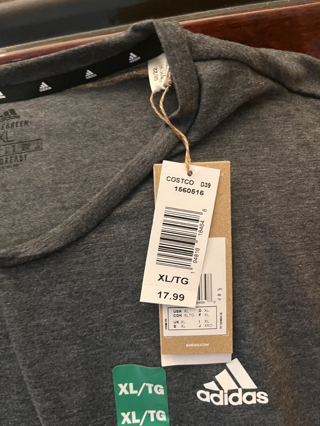 Adidas BNWT image indicator(3)