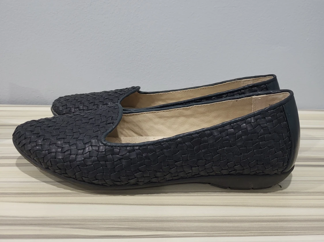 Black slip on trotters by White Mountain 🏀 image indicator(2)