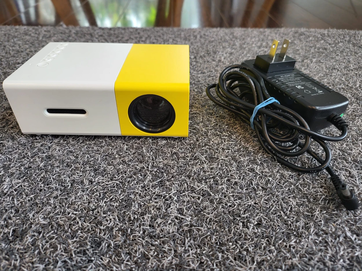 mini projector