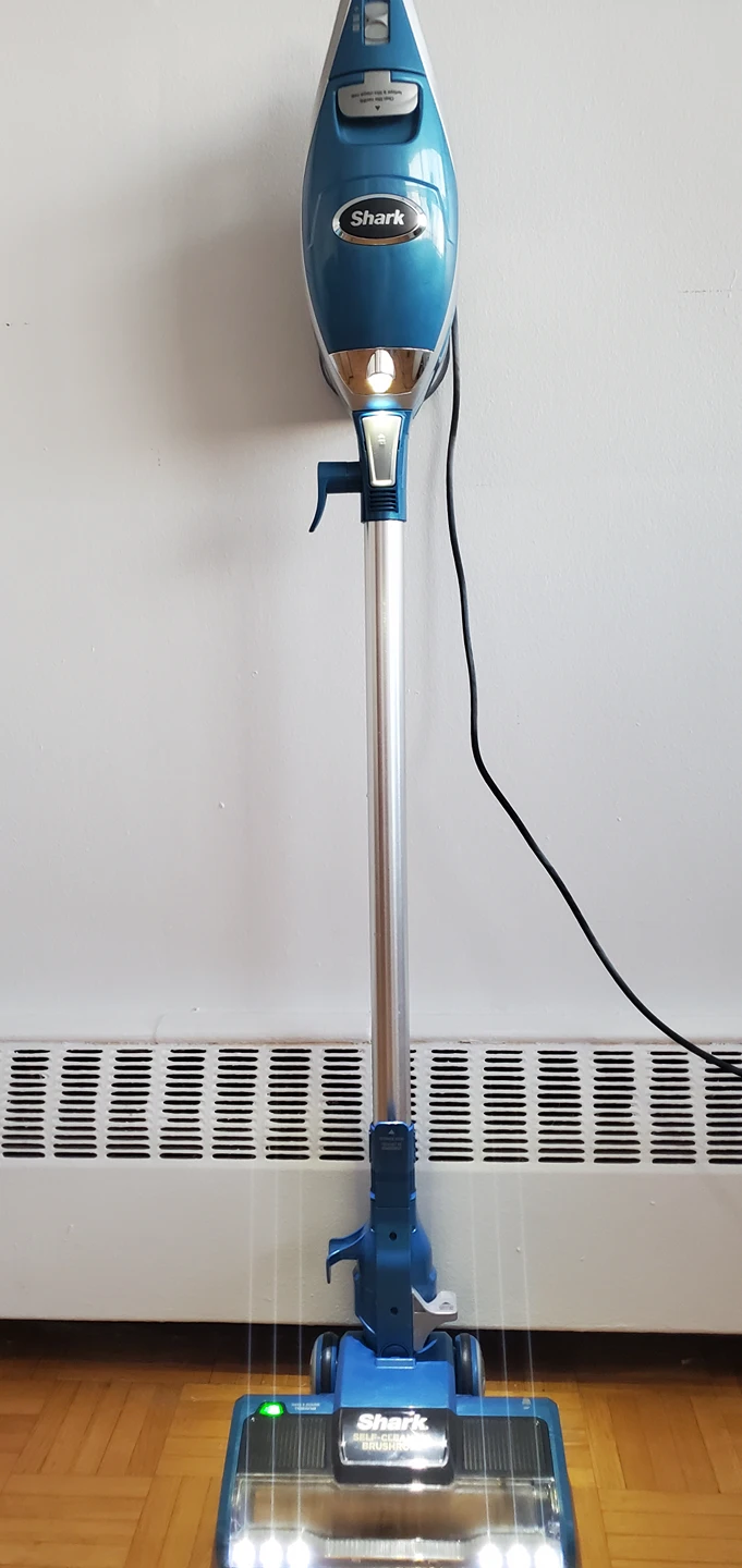 🏀 Corded  Stick Vacuum  Shark Rocket Self-Cleaning Brushroll thumbnail