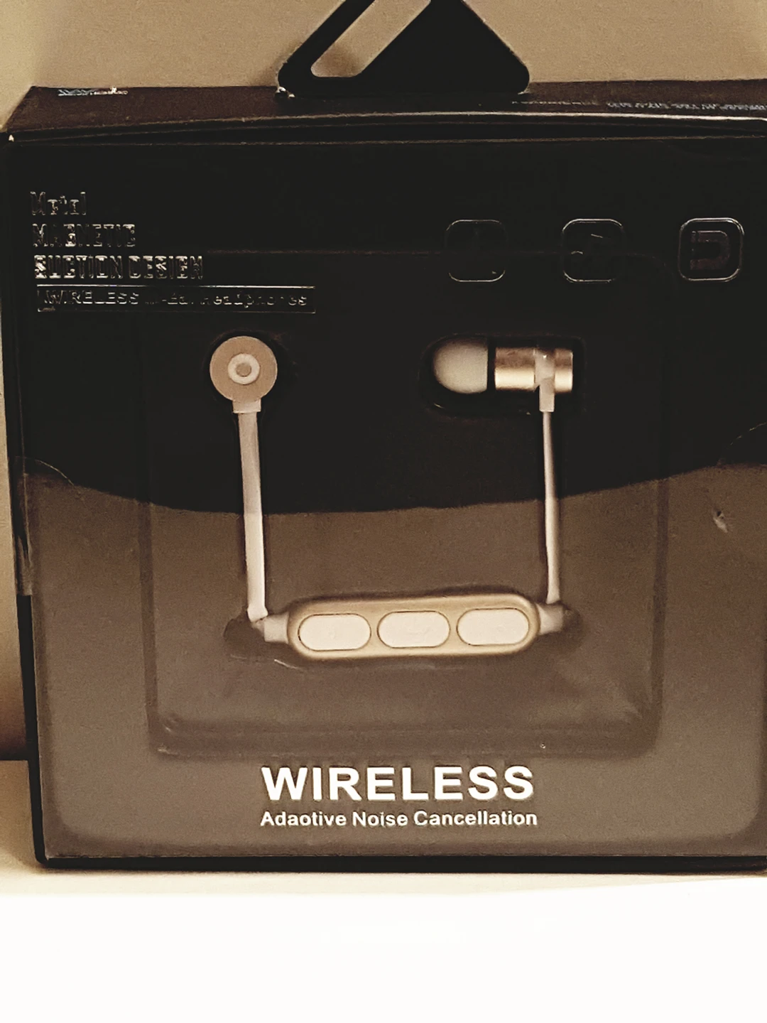 BRAND NEW IN BOX METAL CRAFTED WIRELESS EARPHONES image indicator(5)
