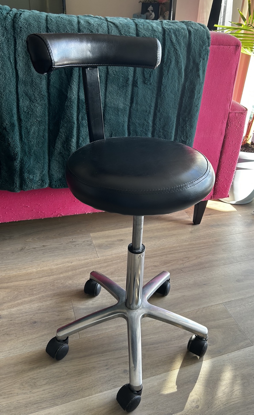 Rolling Spa Stool - photo 3