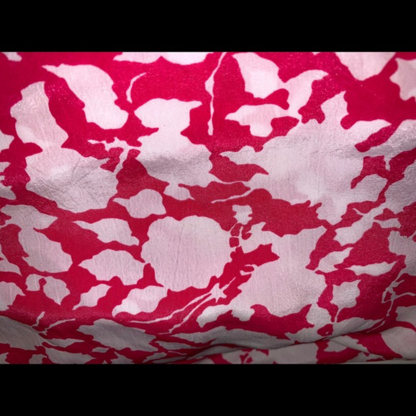 Pink Polyester Floral Fabric - photo 3