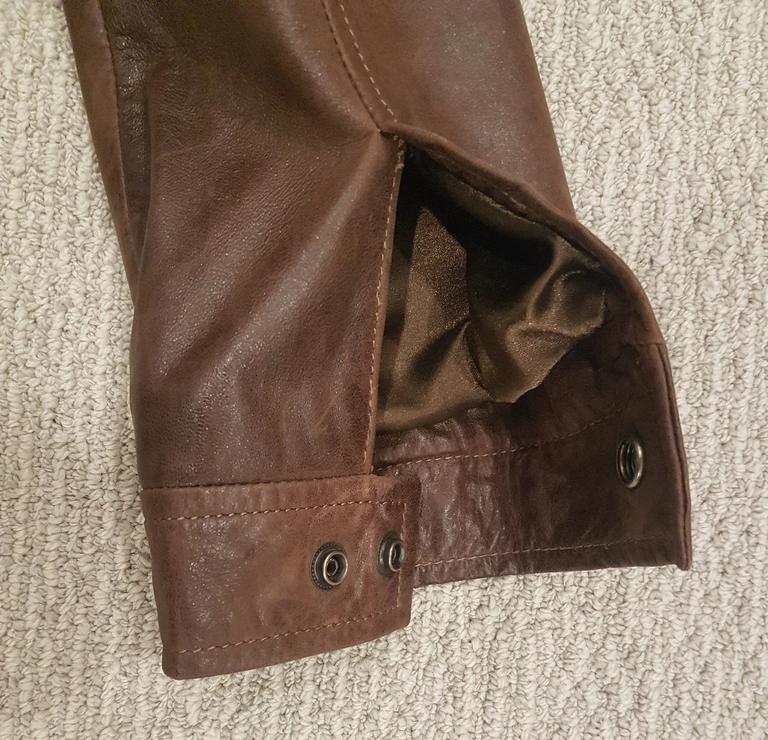 New Leather Bomber. size M image indicator(8)