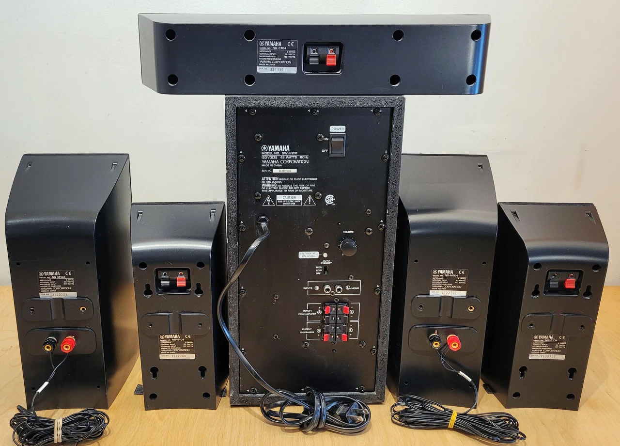 YAMAHA NS - P320 5.1 FULL HOME THEATRE SURROUND SOUND SET image indicator(2)