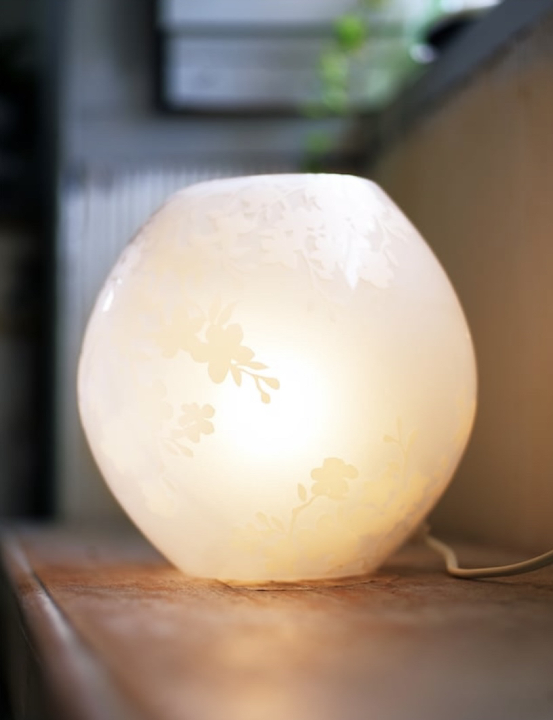 IKEA - KNUBBIG table lamp including 4 light bulbs