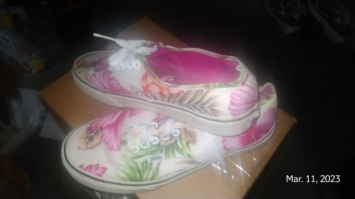 Woman's Van's - photo 2