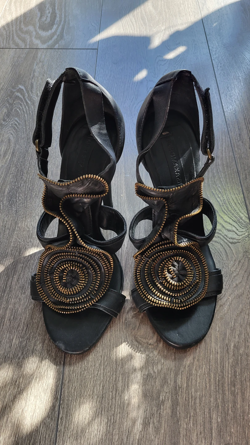 BCBG Maxazria