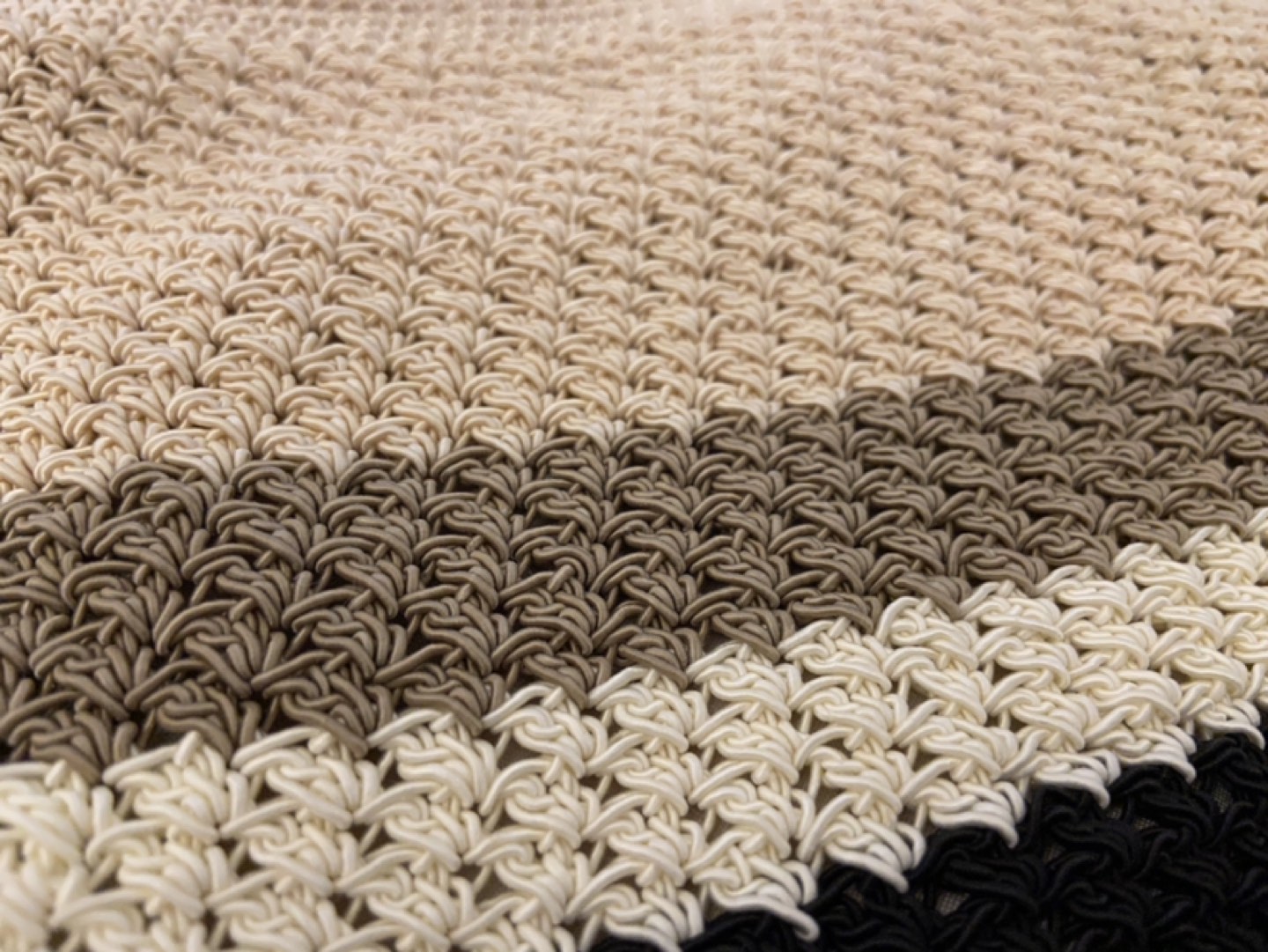 Cute knitted style bag image indicator(2)