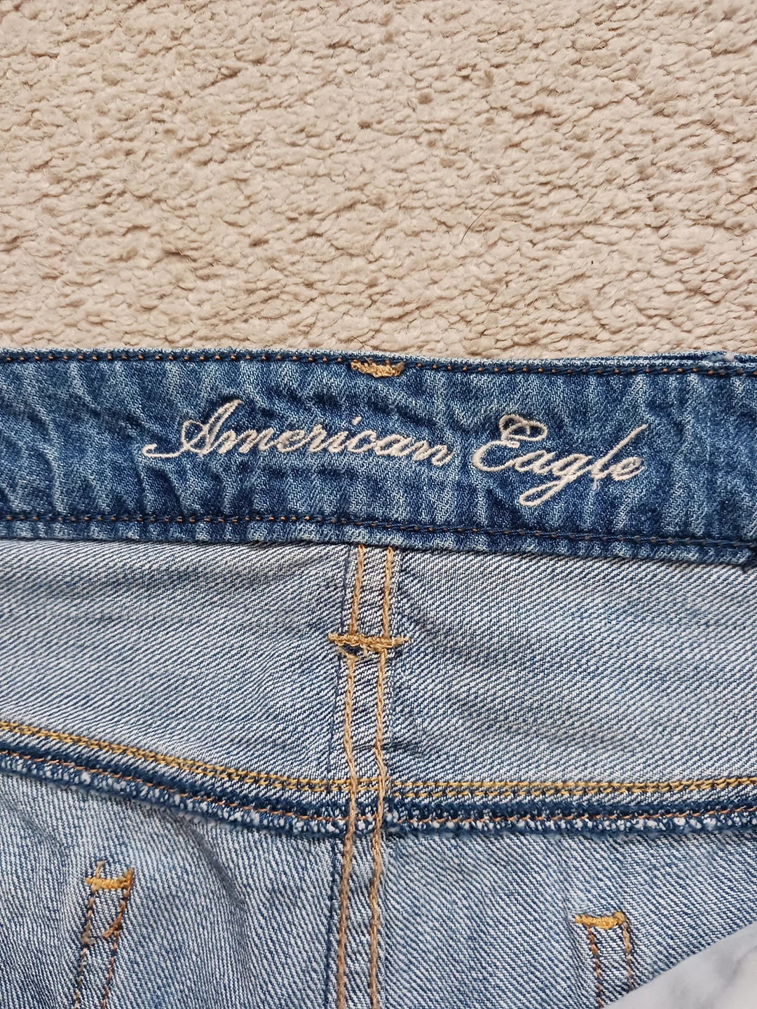 🏀American Eagle Outfitters Ripped Denim short image indicator(3)