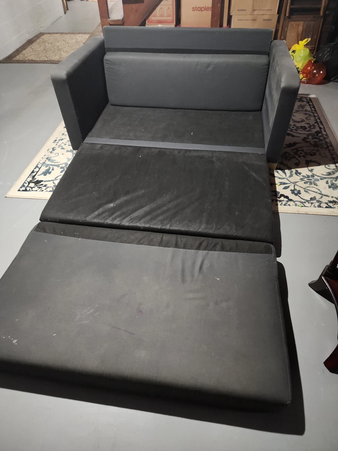 apartment  size pull out couch - photo 2