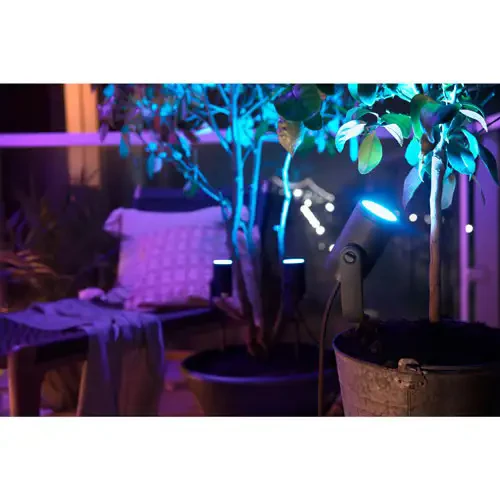 outdoor light philips hue - photo 3