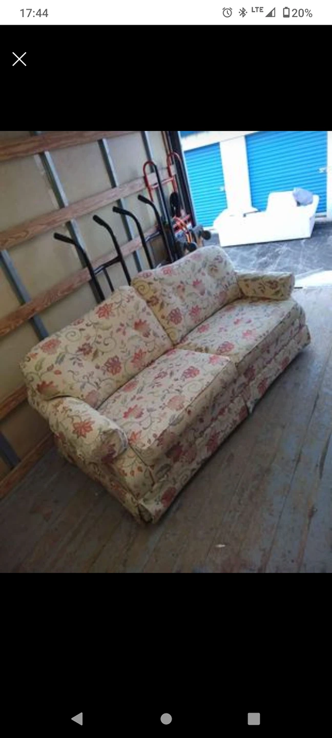 LazBoy Loveseat, Sofa, Living Room Furniture FREE DELIVERY - photo 4