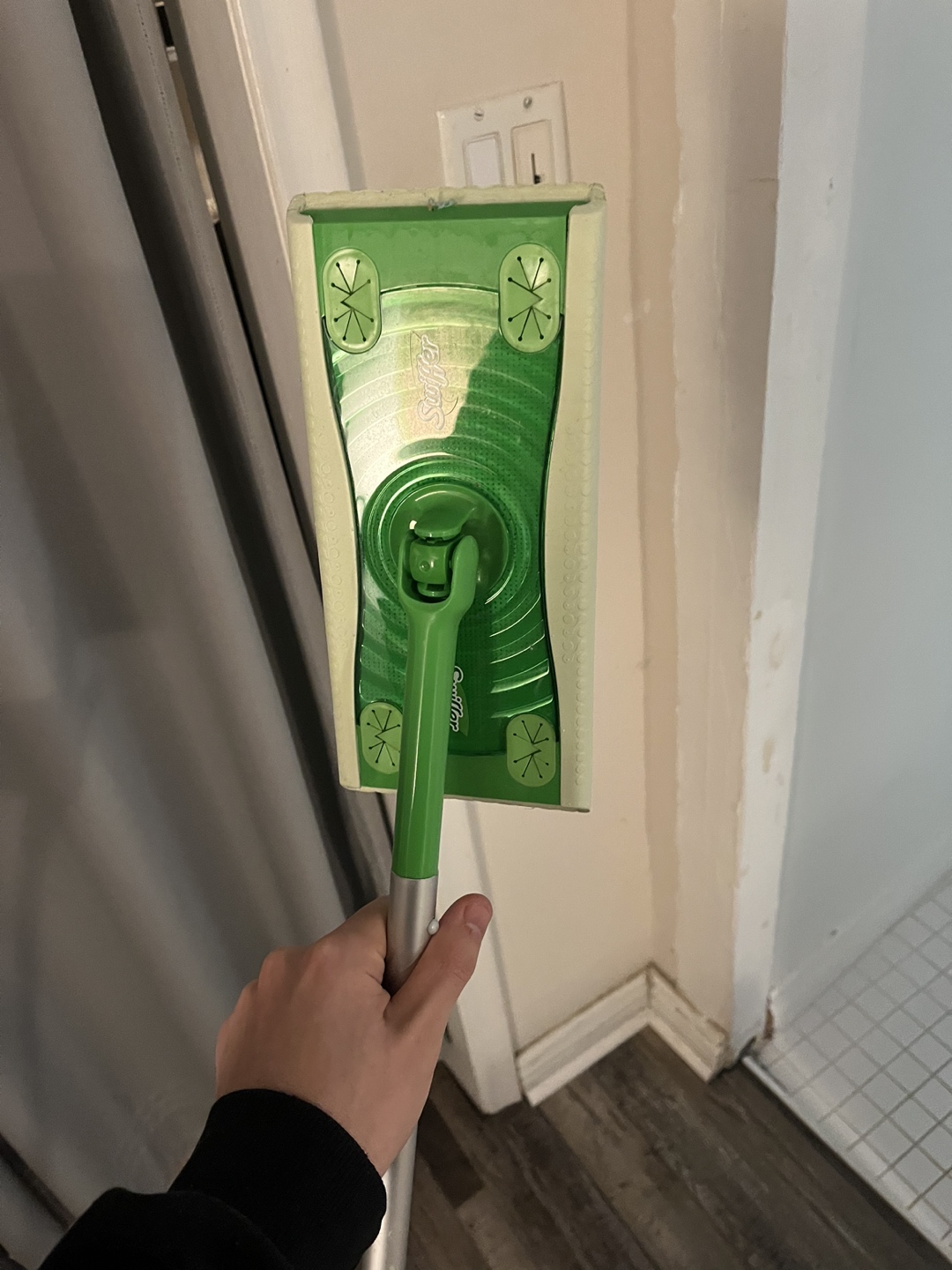 Swiffer mop