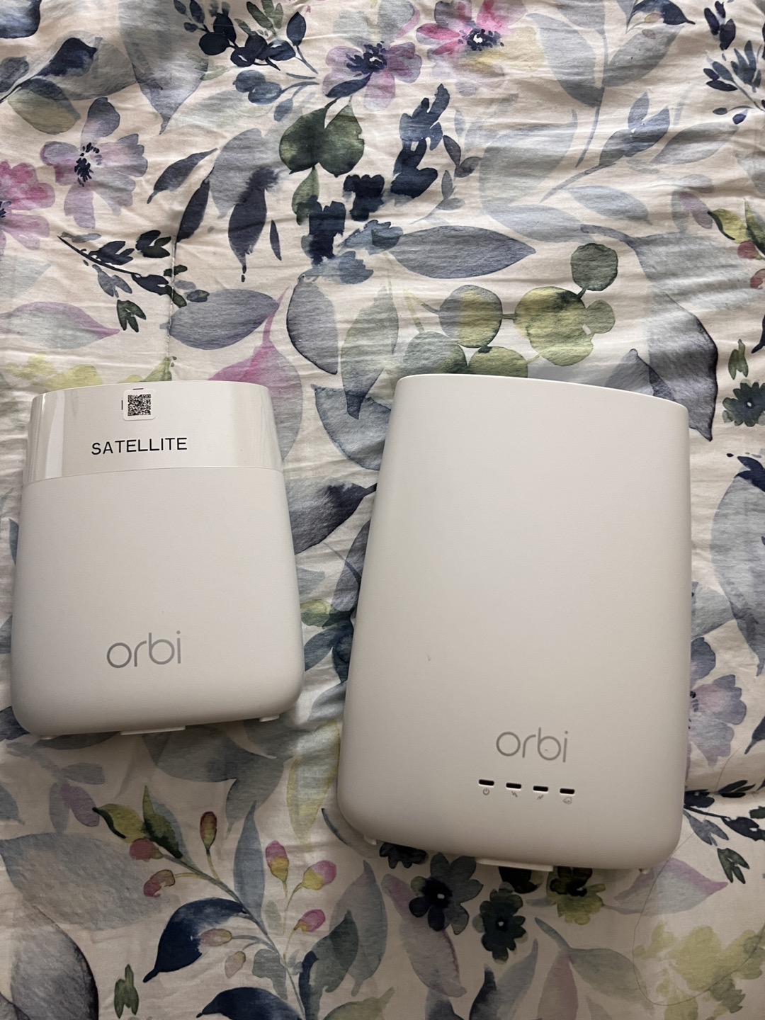 Netgear Obiri Mesh Wi-Fi Modem/ Router + Sattelite (CBK40) - photo 4