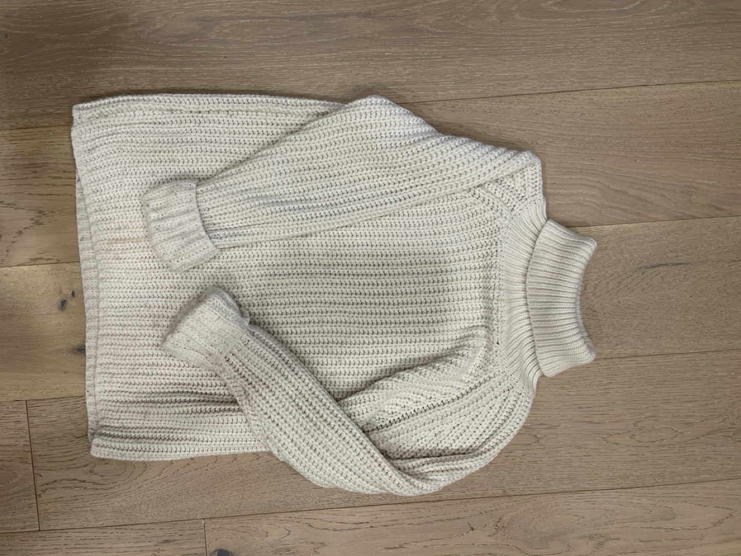 🏀 knitted sweater! Moving sale thumbnail