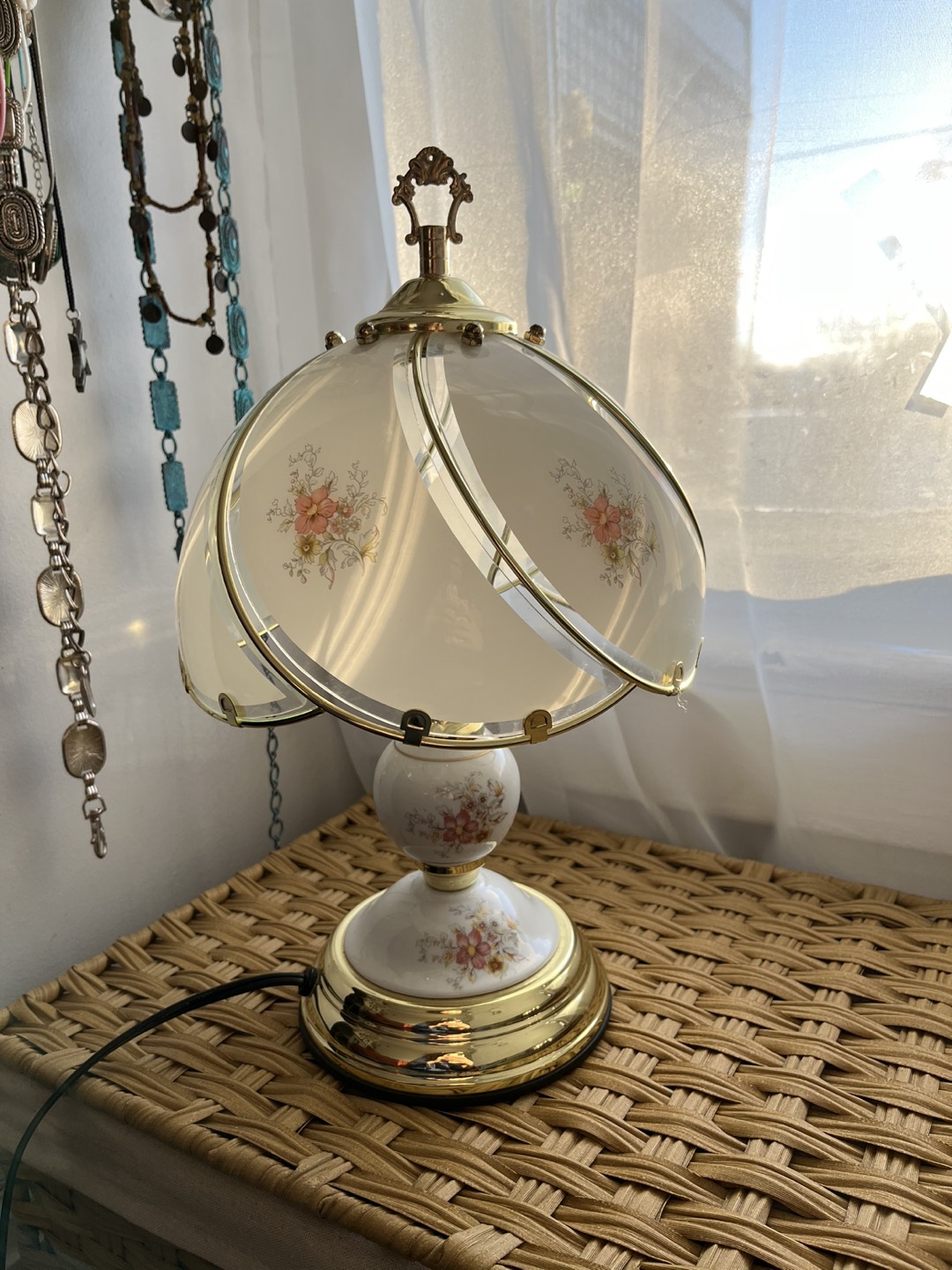Touch lamp