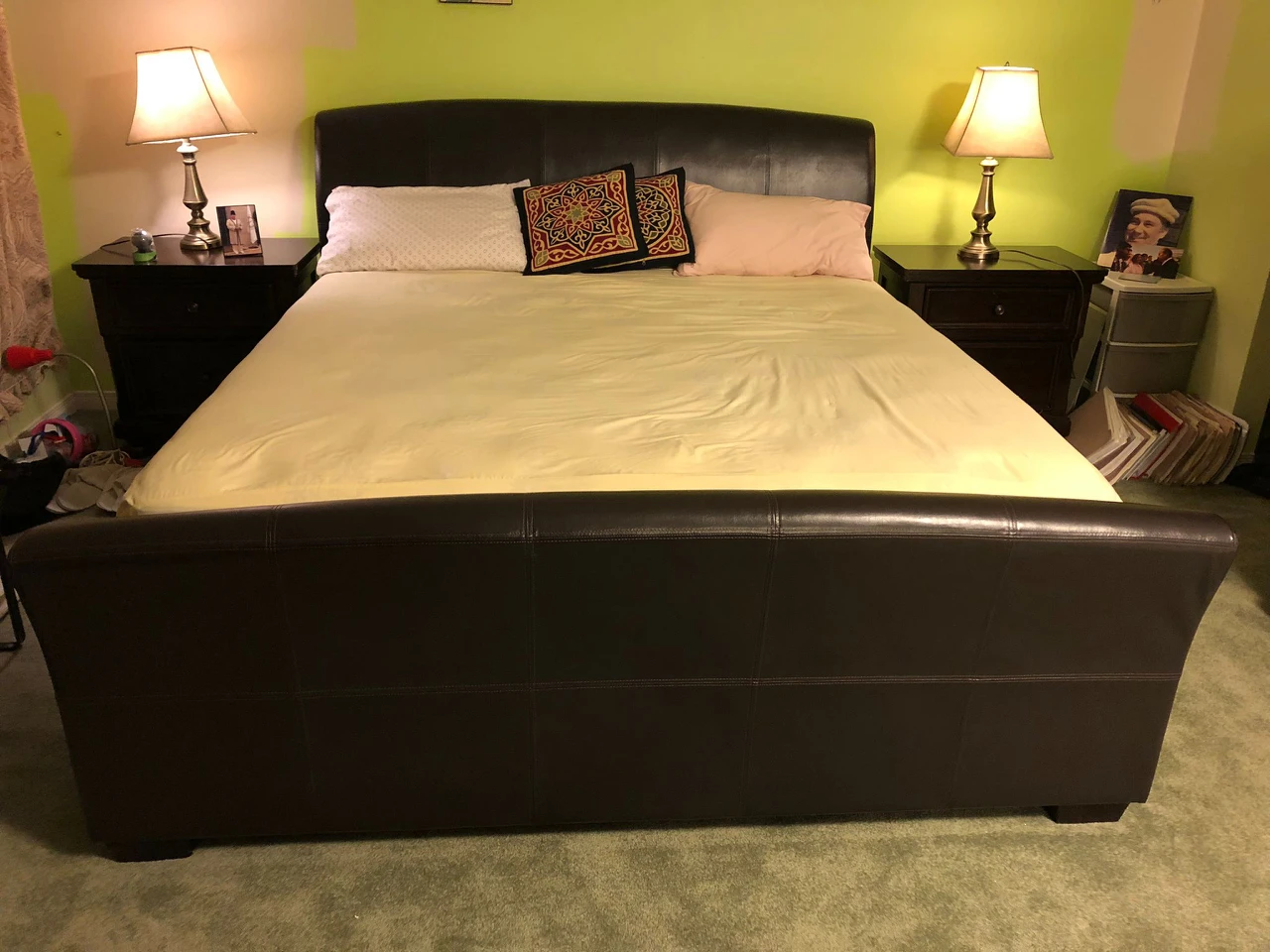 king-size bed 🛌