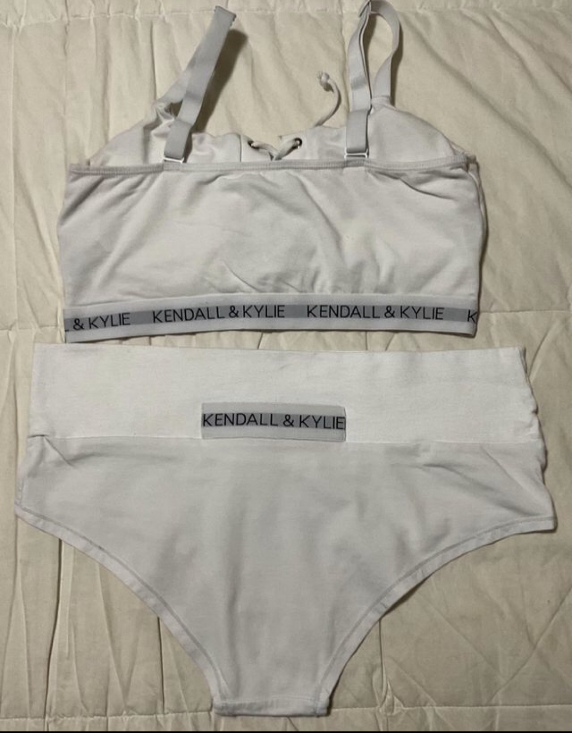Kendall & Kylie Sets (Grey/White) image indicator(9)