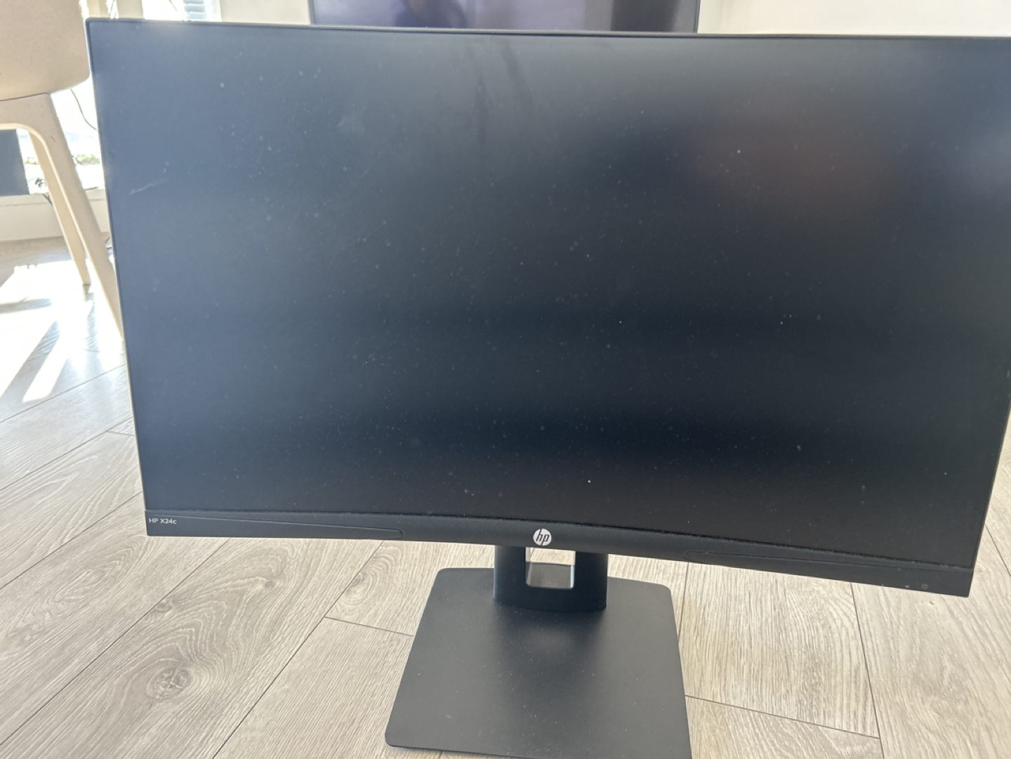 HP X24c FHD Curved Gaming Monitor