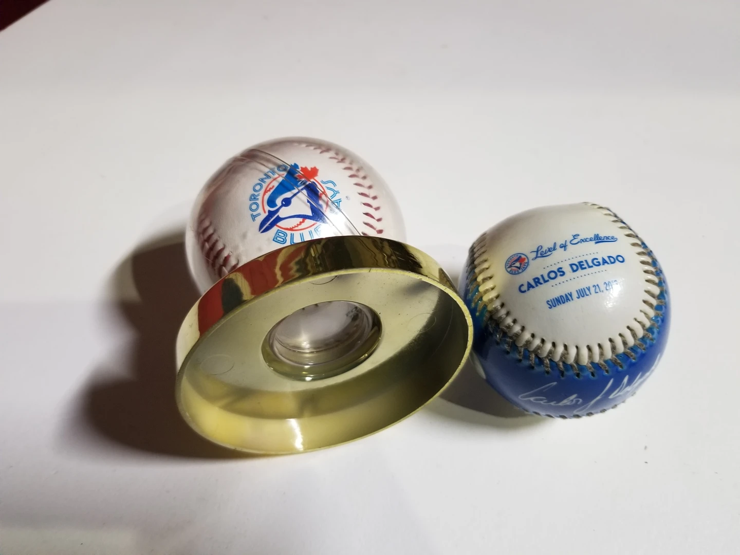 2 Vintage Collectors Blue Jay's baseball's - photo 2
