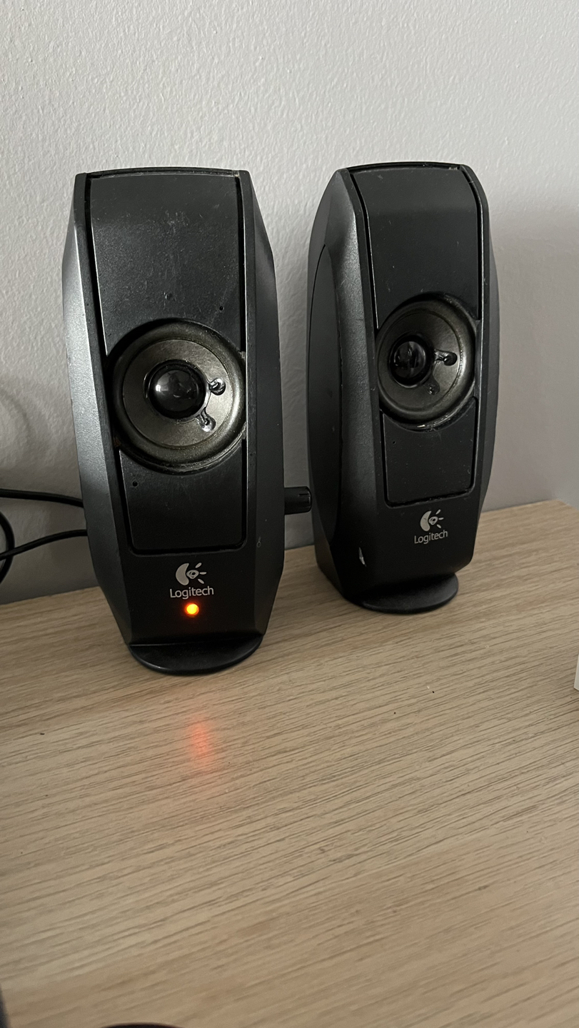 Logitech desktop speakers 💸